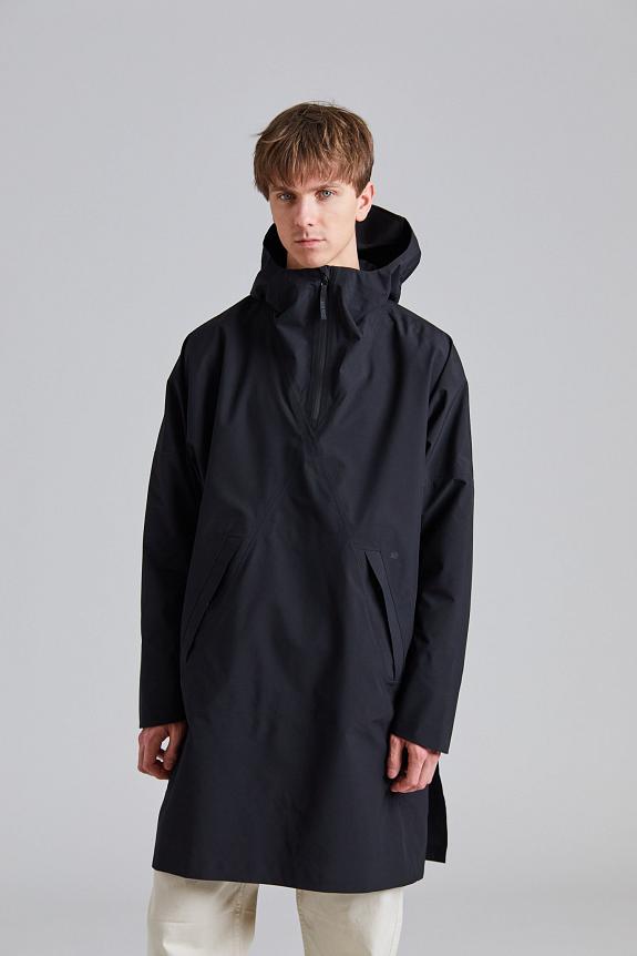 Blæst Aalesund Poncho Black-6